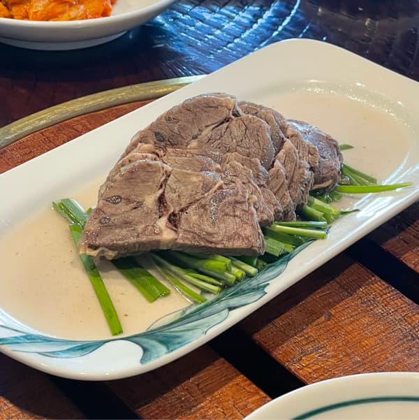 한우수육